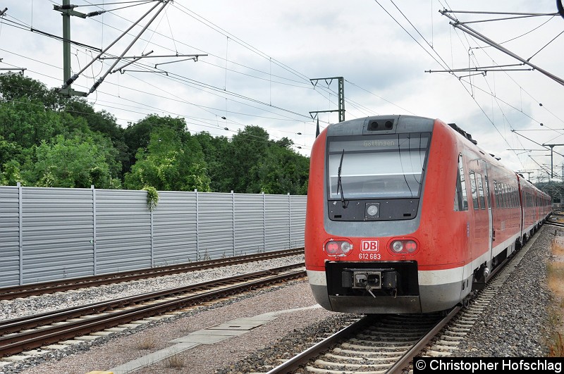 Bild: Als RE nach Gotha und Göttingen in einem Dreierverband bei der Ausfahrt aus Erfurt Hbf.