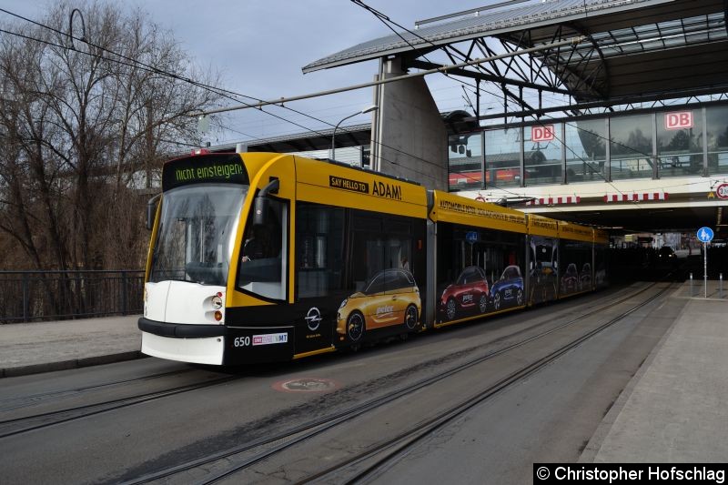 Bild: TW 650 am Hauptbahnhof mit den Ziel 