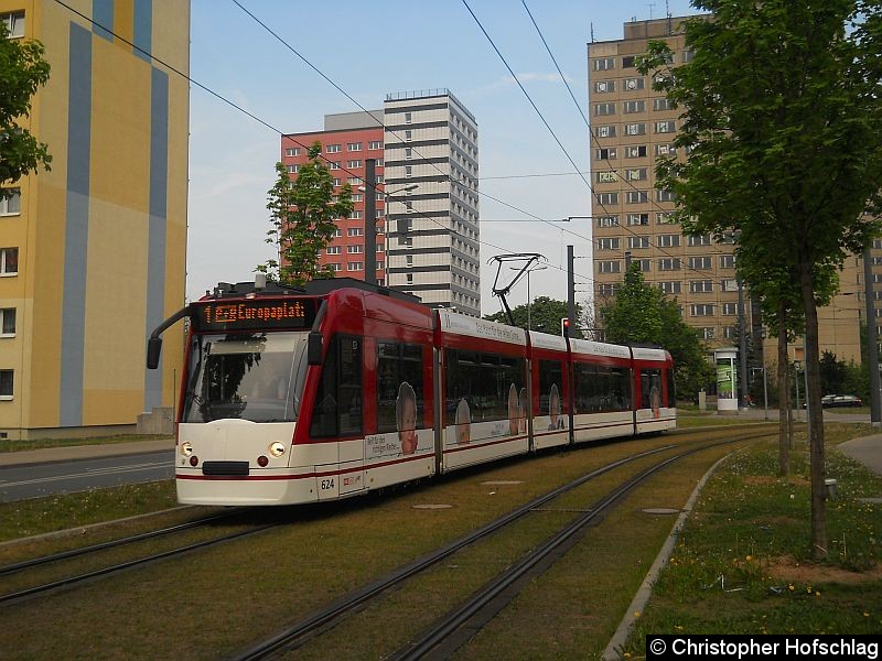 Bild: TW 624 auf den Weg zur Haltestelle Vilniuser Straße.
