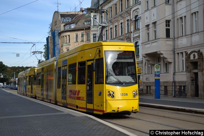 Bild: TW 1338+1324 als Linie 7 am Straßenbahnhof Angerbrücke.