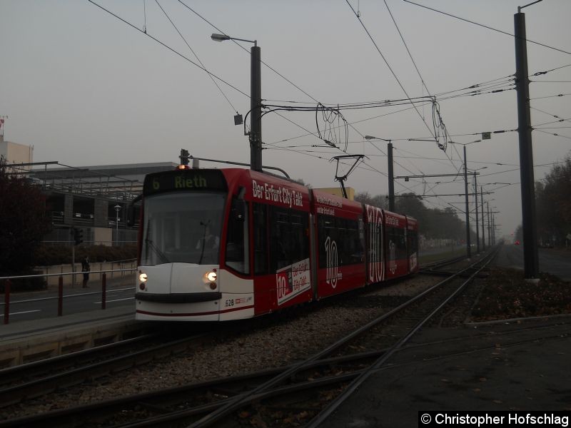 Bild: TW 628 auf der Linie 6 am Klinikum.