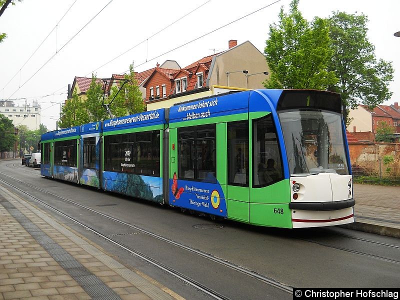 Bild: TW 648 in der Haltestelle Ilversgehofner Platz.