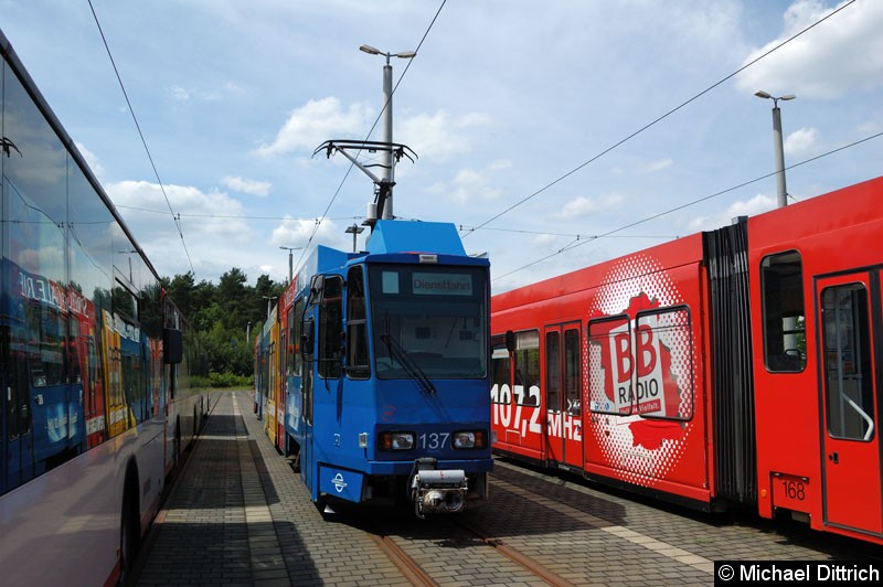 Bild: Wagen 137 auf dem Betriebshof.