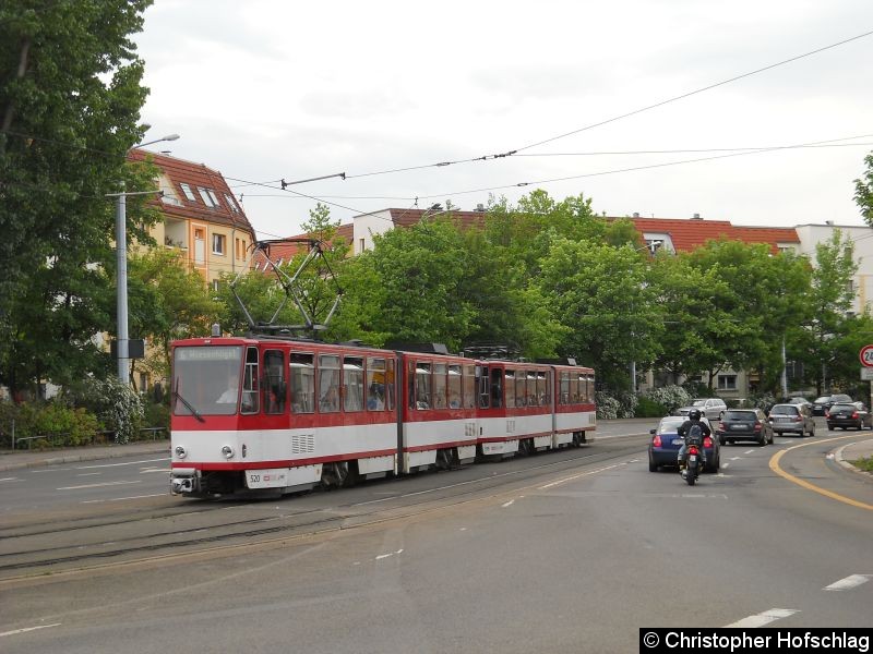 Bild: TW 520+519 in der Johannesstraße.