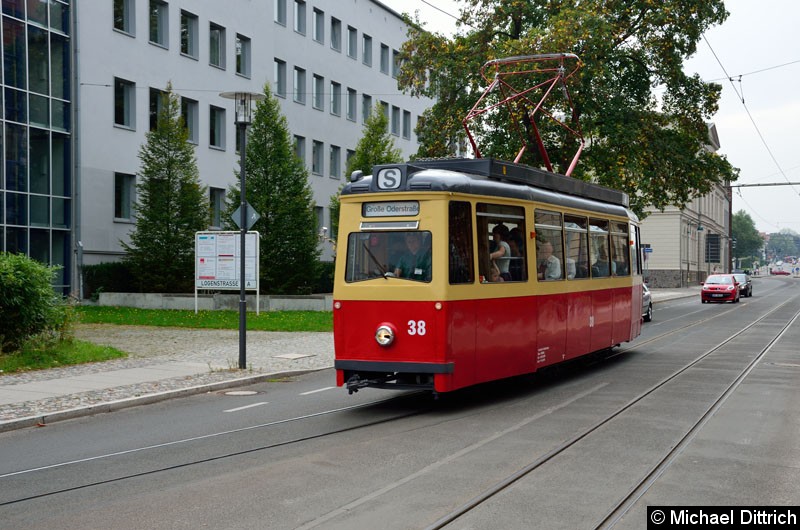 Bild: Wagen 38 in der Logenstr. auf dem Weg zur Bachgasse.