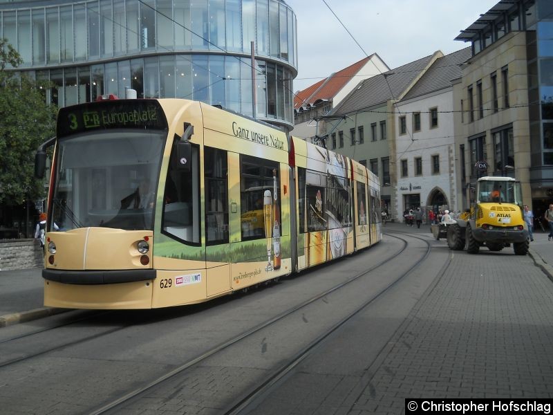 Bild: TW 629+703 auf der Schlösserbrücke auf der Linie 3.