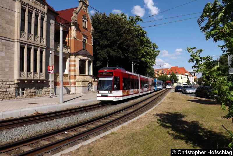 Bild: TW 616+610 als Linie 7 am Gothaer Platz.