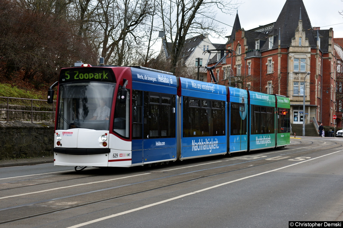 Tw 629 als Linie 5 am Stadtparkkopf(Schillerstraße) in Richtung Hauptbahnhof.