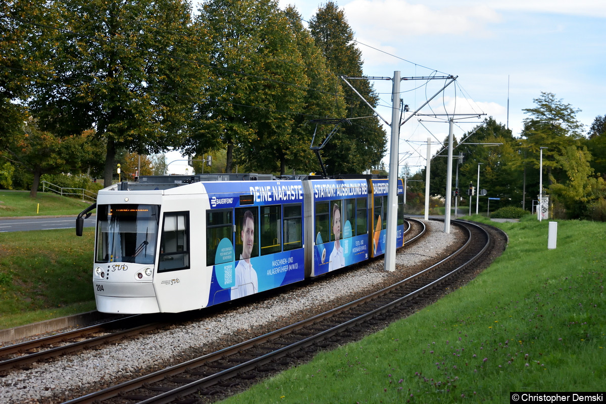 Tw 204 als Linie 3 zwischen den Haltestellen Bieblach Ost und Ernst-Abbe-Straße.