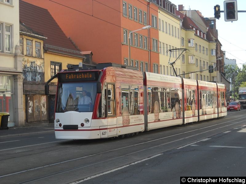 Bild: TW 627 als Fahrschule am Boyneburgufer.