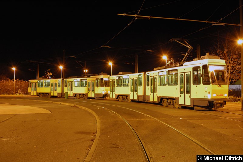 Bild: 6118+6013 als Linie M8 in der Gudrunstr.