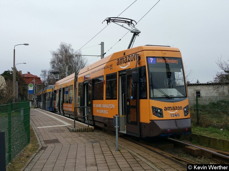 Bild: TW 1340+1303 als Linie 7 an der Endstelle Böhlitz-Ehrenberg