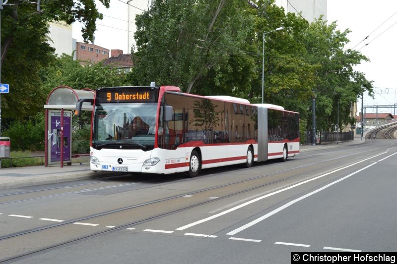 Bild: Wagen 441 als Linie 9 an der Haltestelle Salinenstraße.