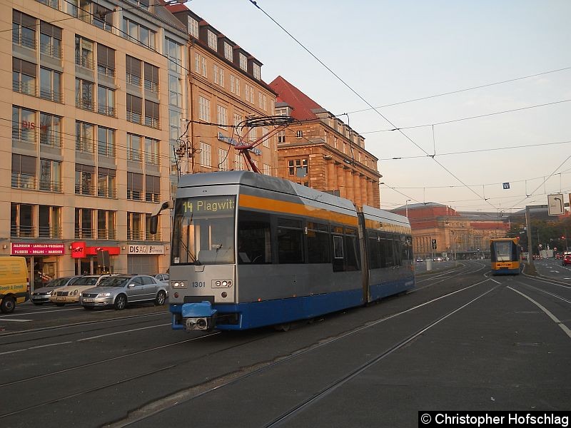 Bild: TW 1301 auf der Linie 14 am Goerdelerring.