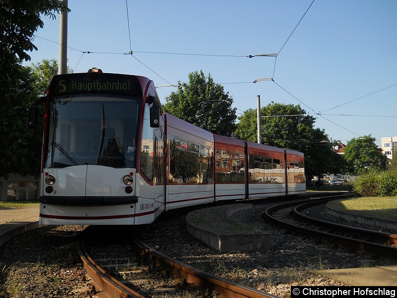 Bild: TW 636 in der Schleife Grubenstraße.