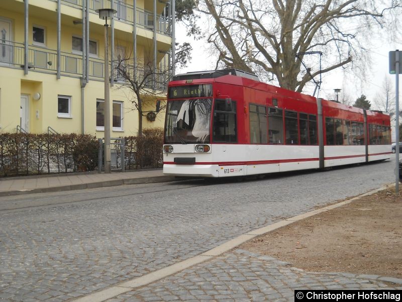 Bild: TW 613 in der Steigerstraße auf der Linie 6.