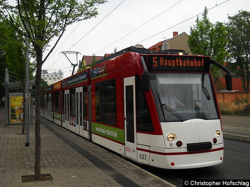 Bild: TW 627 in der Haltstelle Ilversgehofner Platz.
