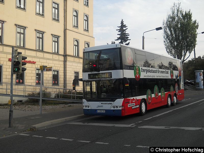 Bild: Bus 285 auf der Buslinie A an der Huttenstraße.