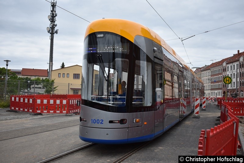 Bild: TW 1002 als Linie 4 in Stötteritz