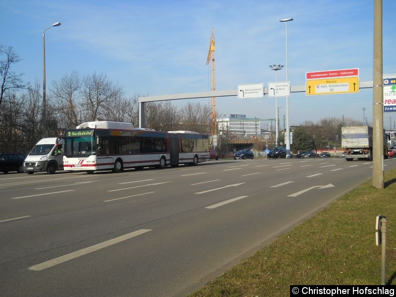 Bild: Bus 512 auf der Linie 9 auf dem Schmidtstedter Konten.