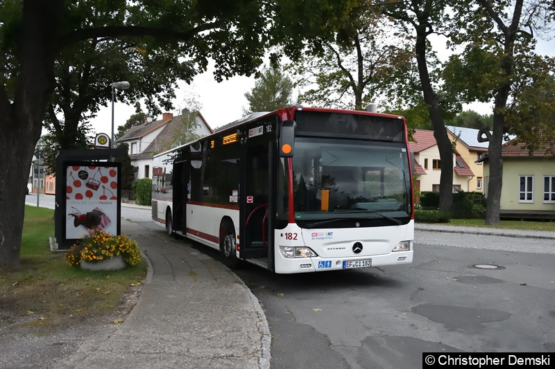 Bild: Wagen 182 als Linie 51 an der Endstelle Schloss Molsdorf