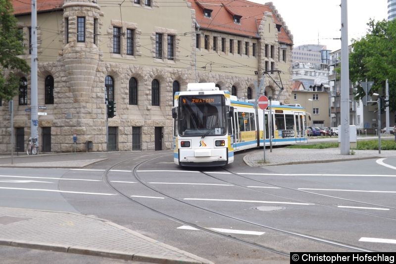 Bild: TW 601 auf dem Weg ins Stadtzentrum von Jena.