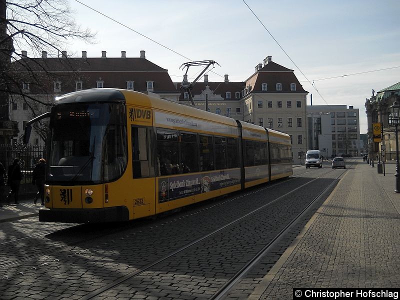 Bild: In Bereich Theaterplatz auf der Linie 9.