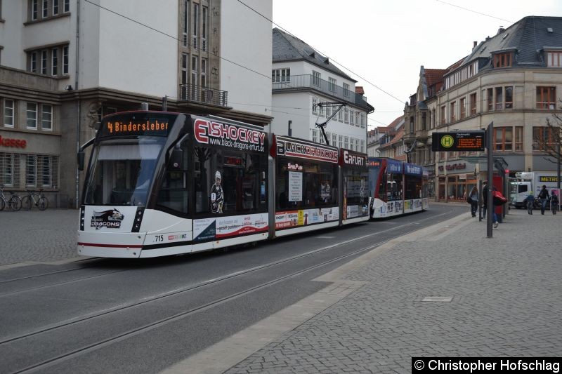 Bild: TW 715+714 als Linie 4 am Fischmarkt.