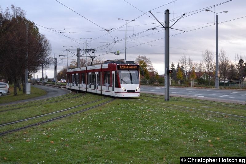 Bild: TW 624 als Linie 3 am Gleisdreieck Warschauer Straße.