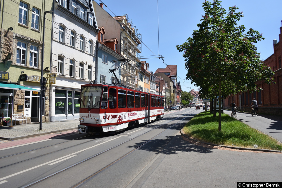 Bild: TW 512 auf Stadtrundfahrt in der Andreasstraße.