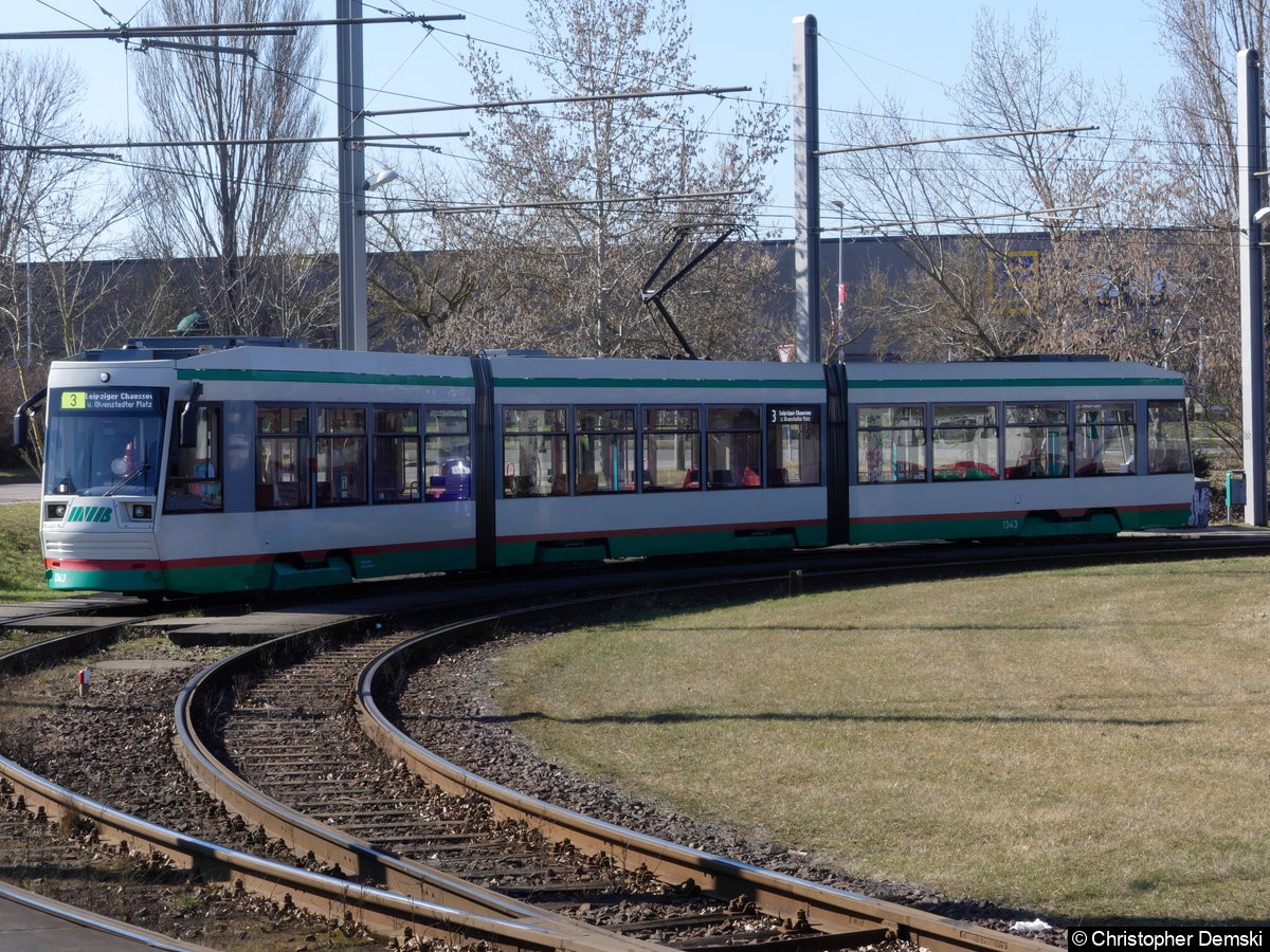 Bild: TW 1343 als Linie 3 in der Gleisschleife Klinikum Olvenstedt