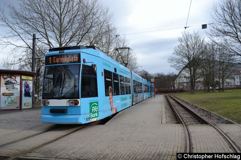 Bild: TW 615+610 an der Thüringenhalle.