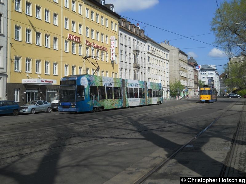 Bild: TW 1122 am Hauptbahnhof.