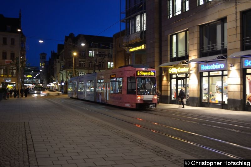 Bild: TW 602 als Linie 6 in der Bahnhofstraße.