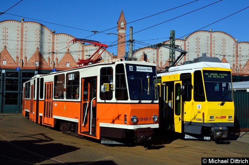 Bild: Links: 219 481-3, rechts daben 6166.
Beide anlässlich einer Pressevorstellung auf dem Betriebshof Köpenick.