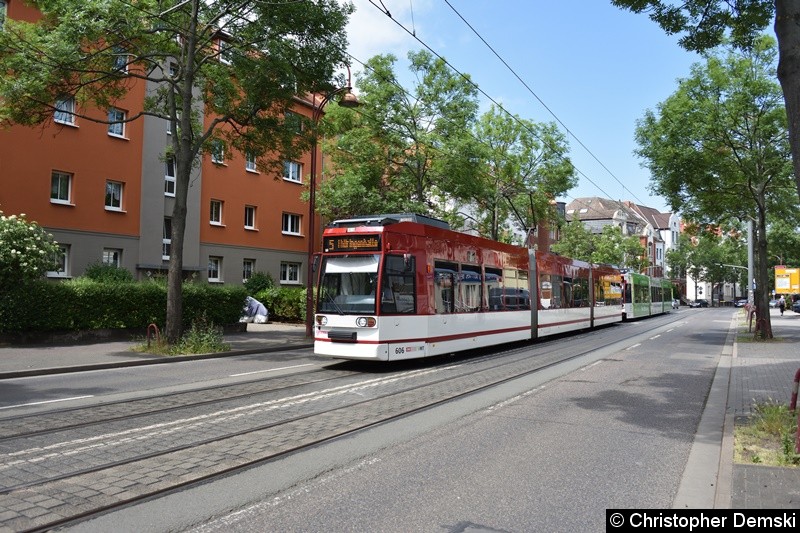 TW 606+616 als Linie 5 in Bereich Arnstädter Straße in Richtung Thüringenhalle.