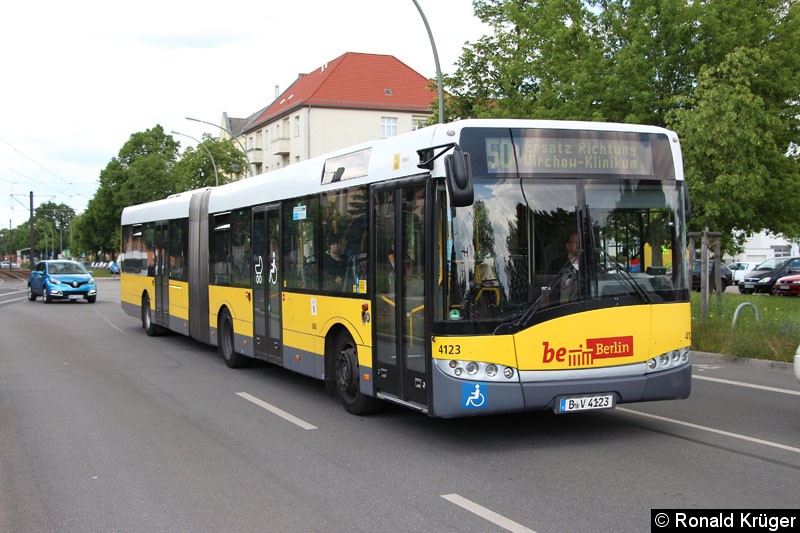 Bild: 4123 als Schienenersatzverkehr für die Straßenbahnlinie 50.