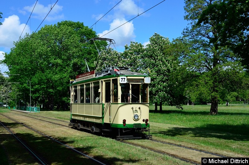 Bild: Wagen 124 erreicht in Kürze die Endstelle Herrenkrug.