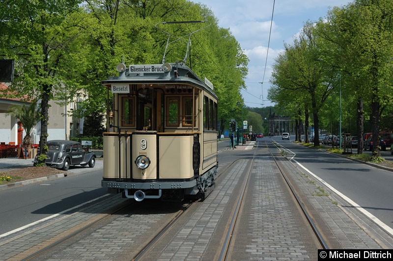 Bild: Wagen 9 in Höhe der ehem. Haltestelle Menzelstr. beim Sonnenbad.