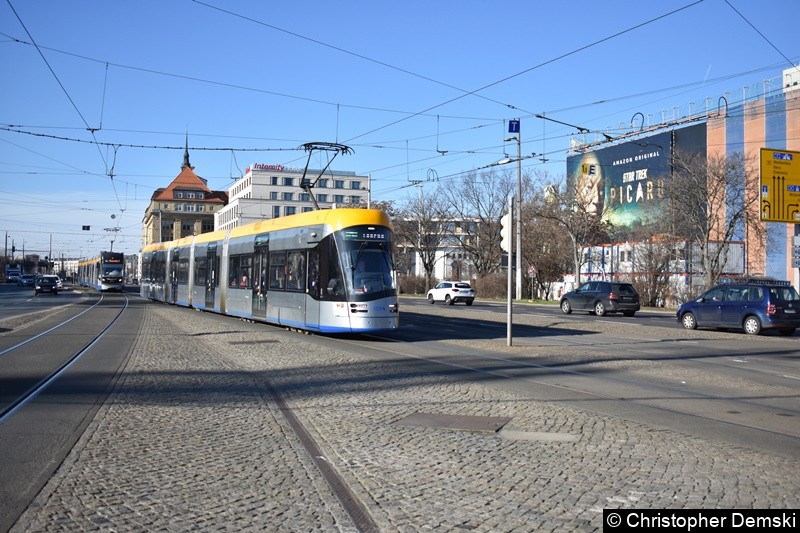 Bild: TW 1004 als Linie 3 kurz vor der Haltestelle Hauptbahnhof.