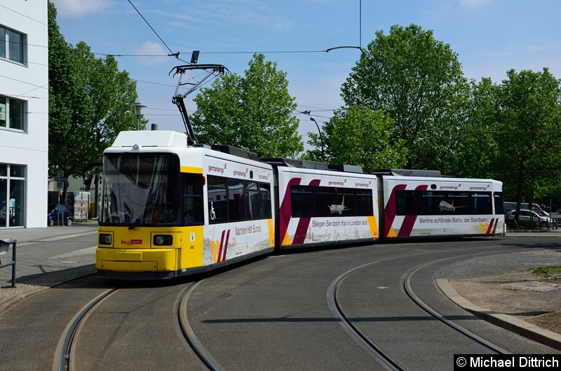 Bild: 1056 als Linie 12 in der Wendeschleife Pasedagplatz.