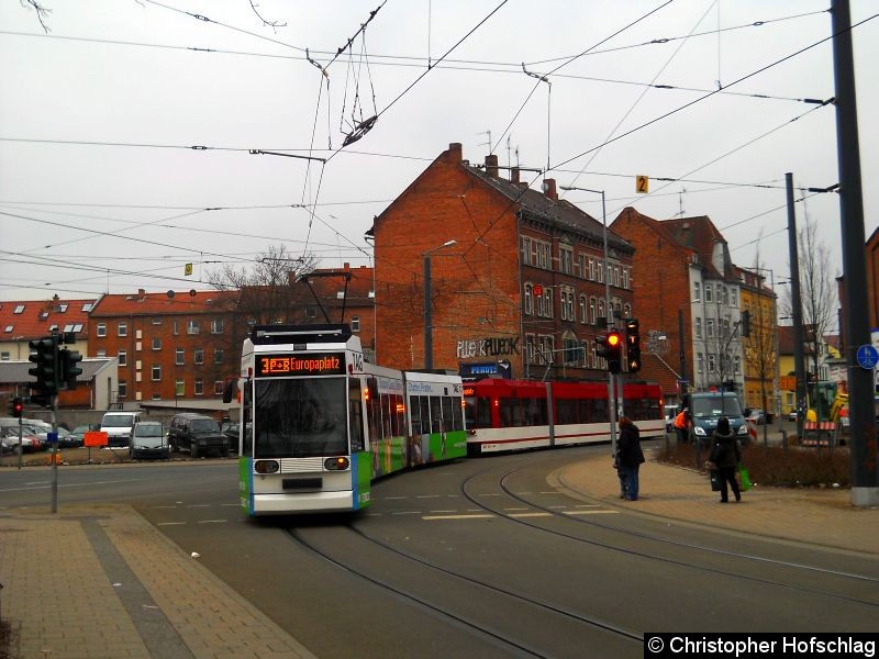 Bild: TW 611+607 als Linie 3 vor der Haltestelle Salinenstraße.