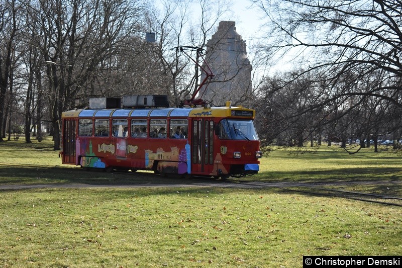 TW 1800 als Stadtrundfahrt in der Gleisschleife in Wihelm-Külz-Park(Naunhofer Straße)