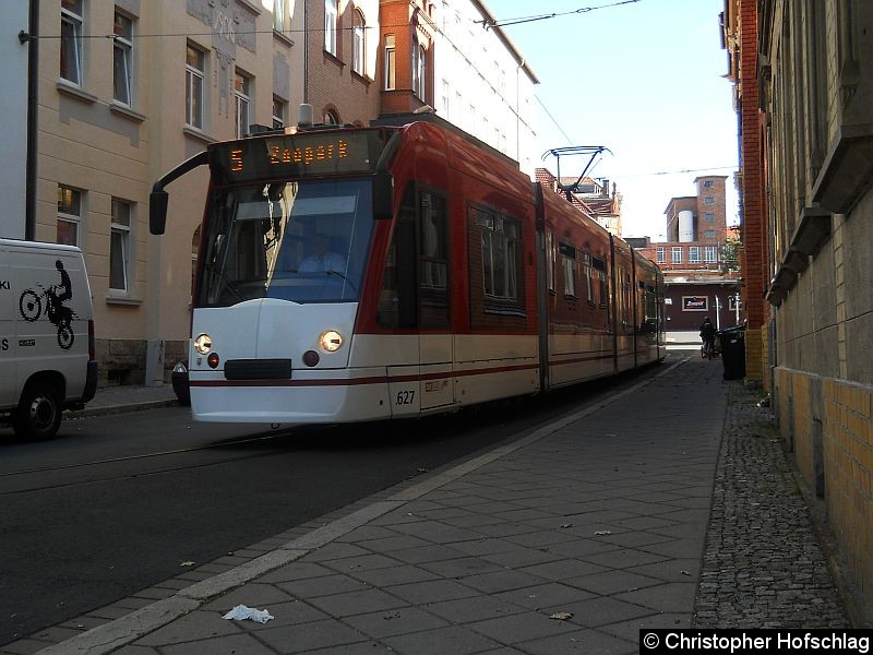 Bild: 627 auf der Linie 5 in der Richard-Eiling-Straße.