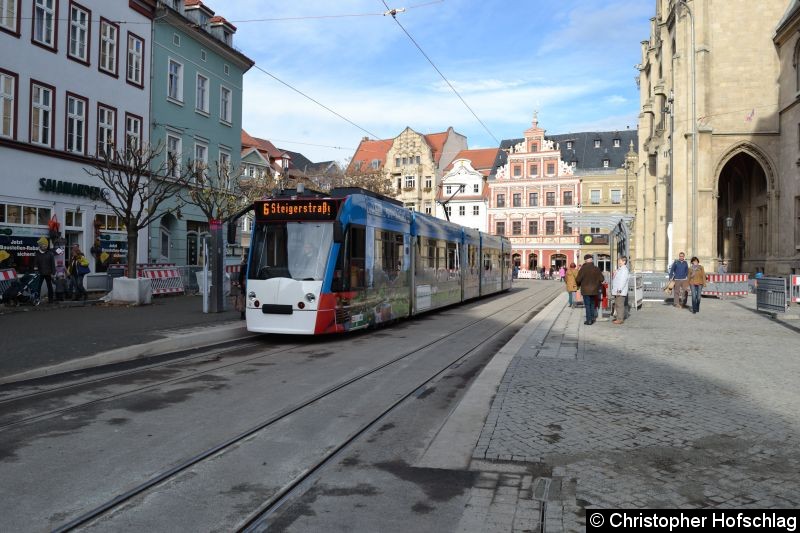 Bild: TW 625 als Linie 6 an der Haltestelle Fischmarkt.