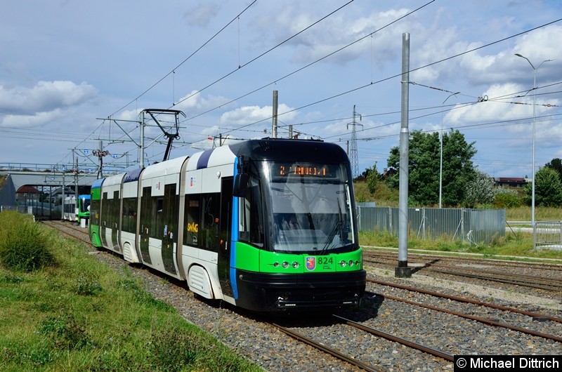 Bild: Wagen 807 als Linie 2 kurz vor der Haltestelle Turkosowa.