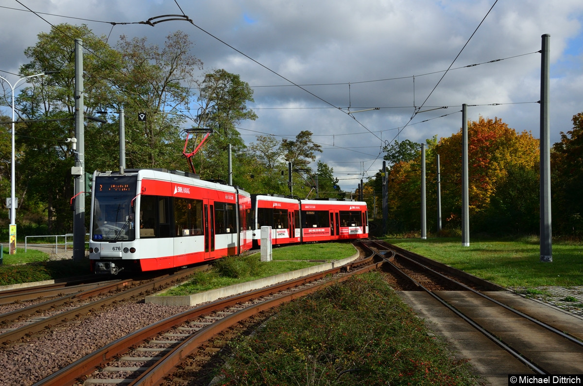 Bild: 676 + 675 erreicht als Linie 2 die Endstelle Kröllwitz.