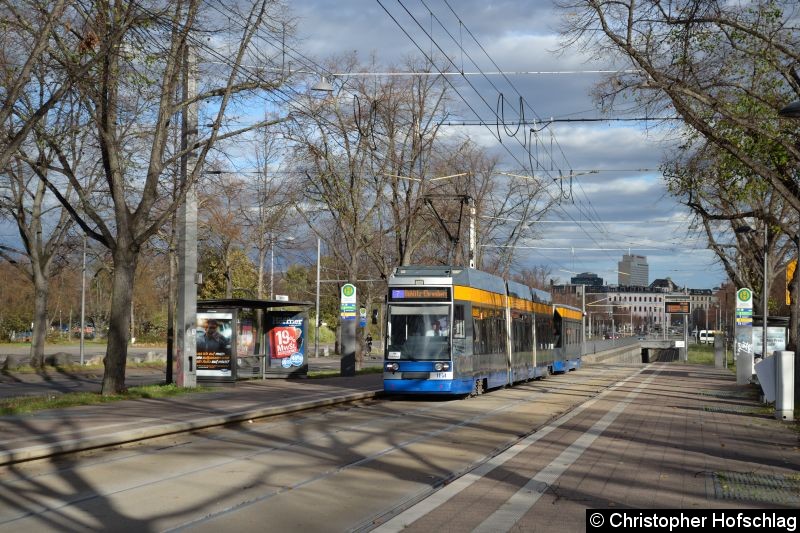 Bild: TW 1101+906 als Linie 7 am Sportforum.