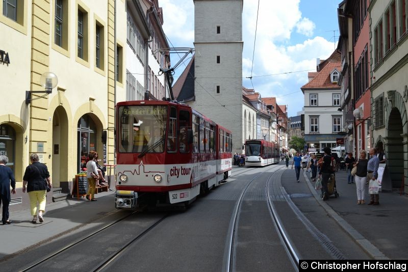 Bild: TW 522 als Stadtrunfahrt in der Marktstraße.