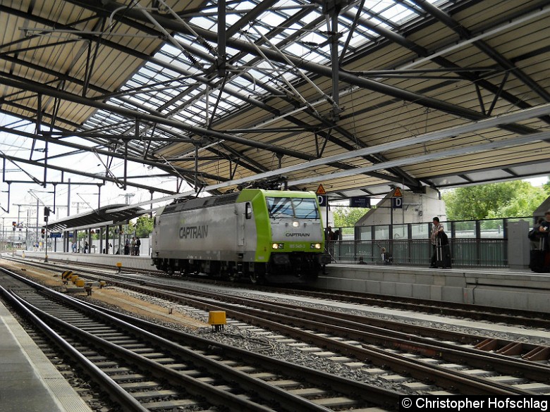 Bild: In Erfurt Hauptbahnhof.